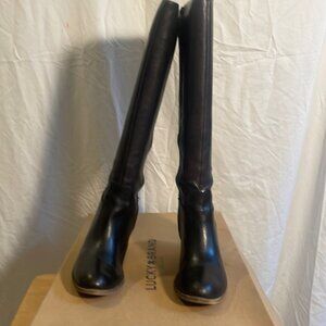 Lucky brand Lk rotten like new